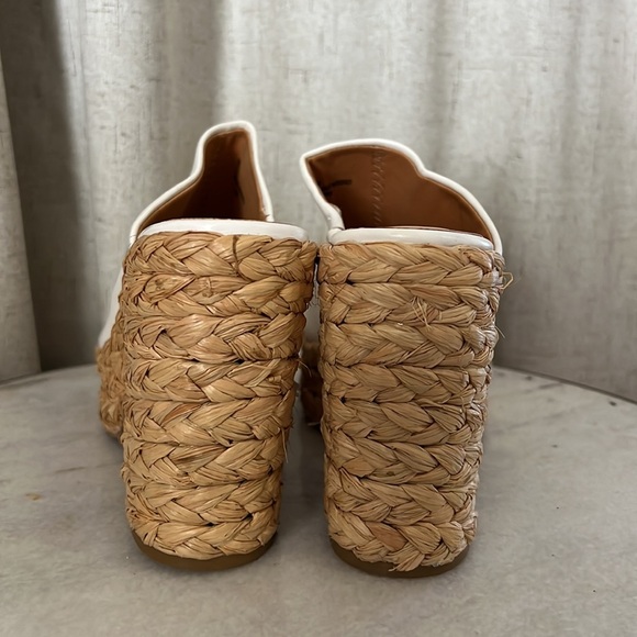 LuLus White platforms - Picture 4 of 5